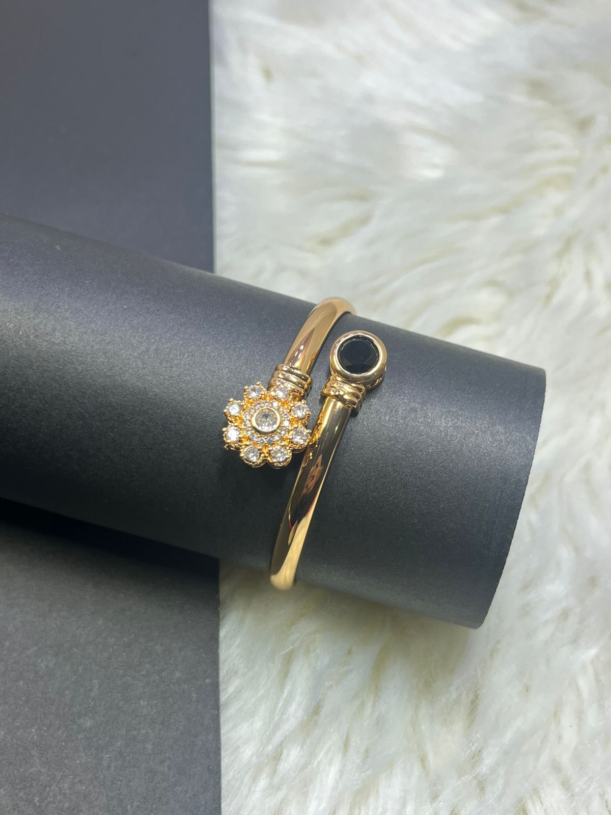 Royal Charm Bangle